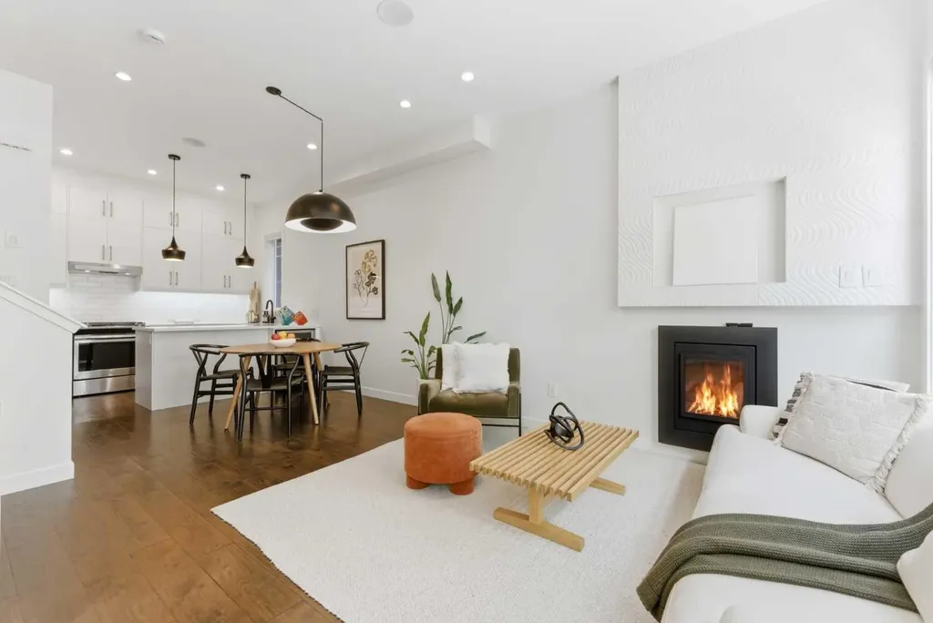 713 5 Street NE Calgary AB T2E 3W7
