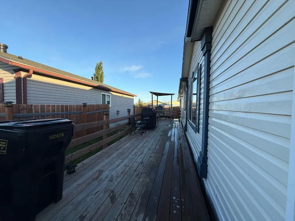 9005 90 Avenue Grande Prairie AB T8V 0A8