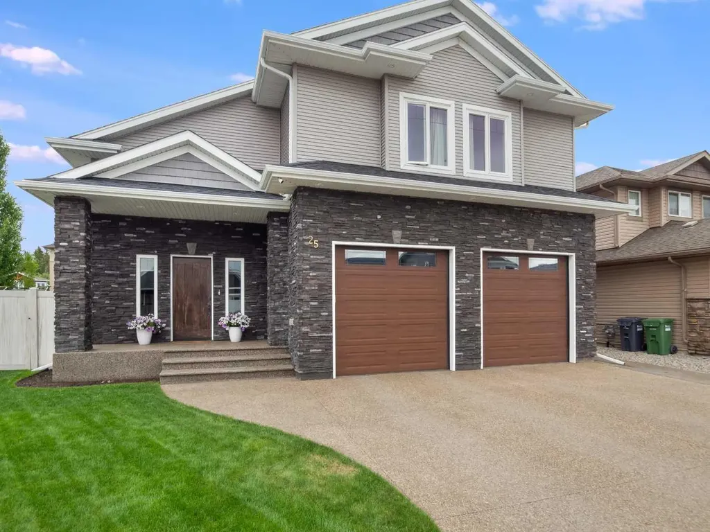 25 Grove Close Red Deer AB T4P 0P4