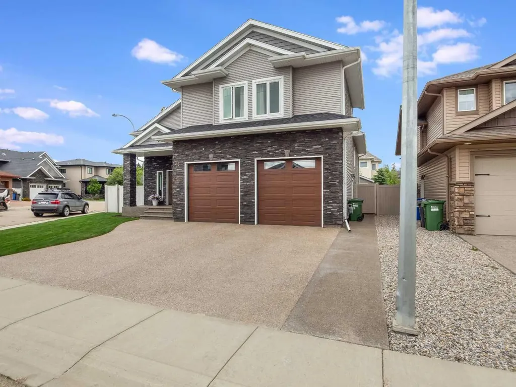 25 Grove Close Red Deer AB T4P 0P4