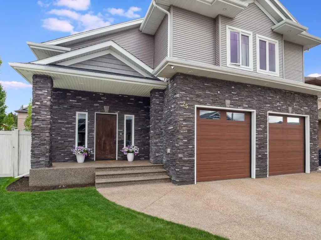 25 Grove Close Red Deer AB T4P 0P4