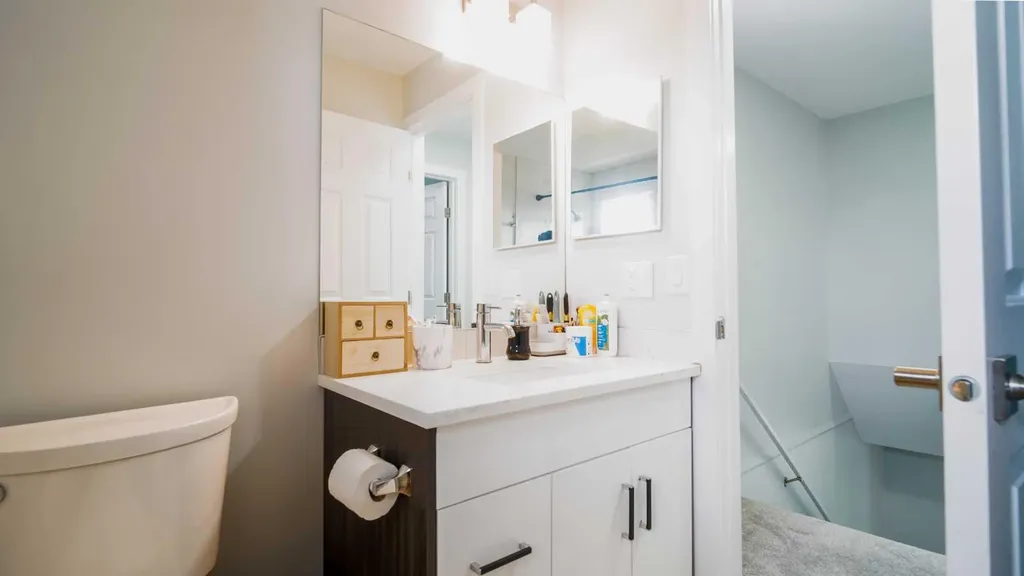 164 Castlegreen Close NE Calgary AB T3J1Y6
