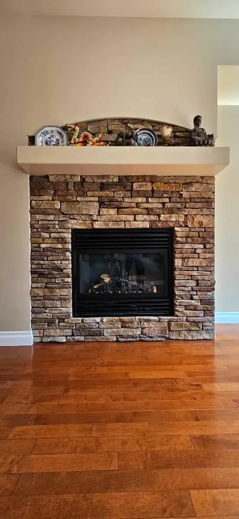 30 Discovery Ridge Close SW Calgary AB T3H 4Y3