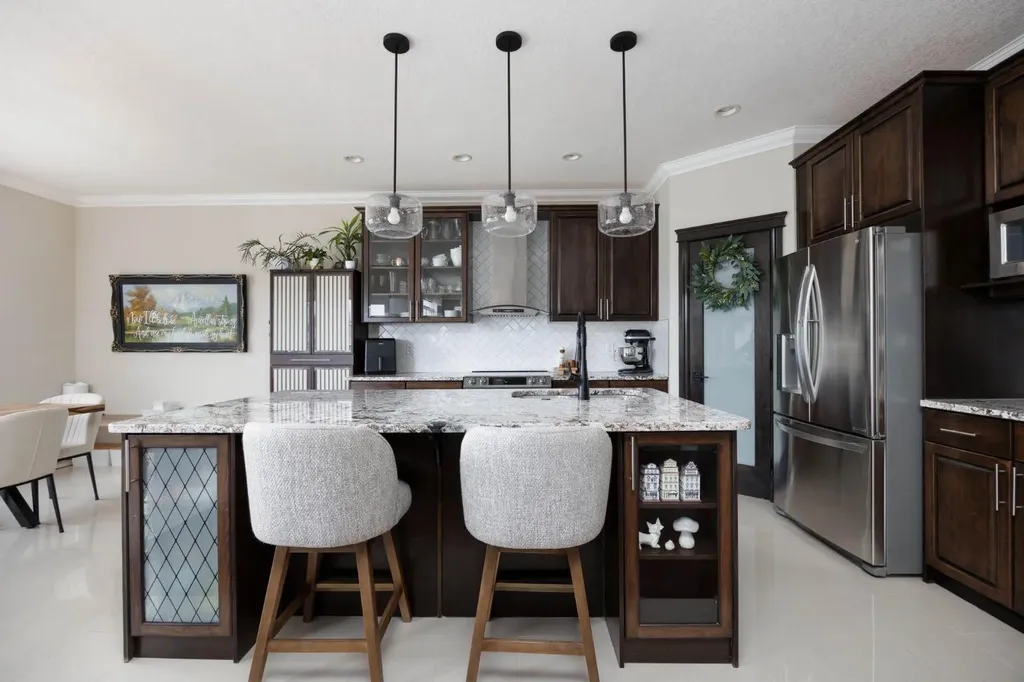 376 Fireweed Crescent Fort Mcmurray AB T9K0J2