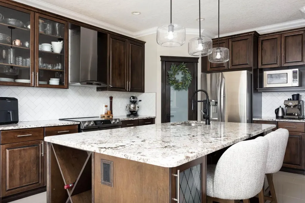 376 Fireweed Crescent Fort Mcmurray AB T9K0J2