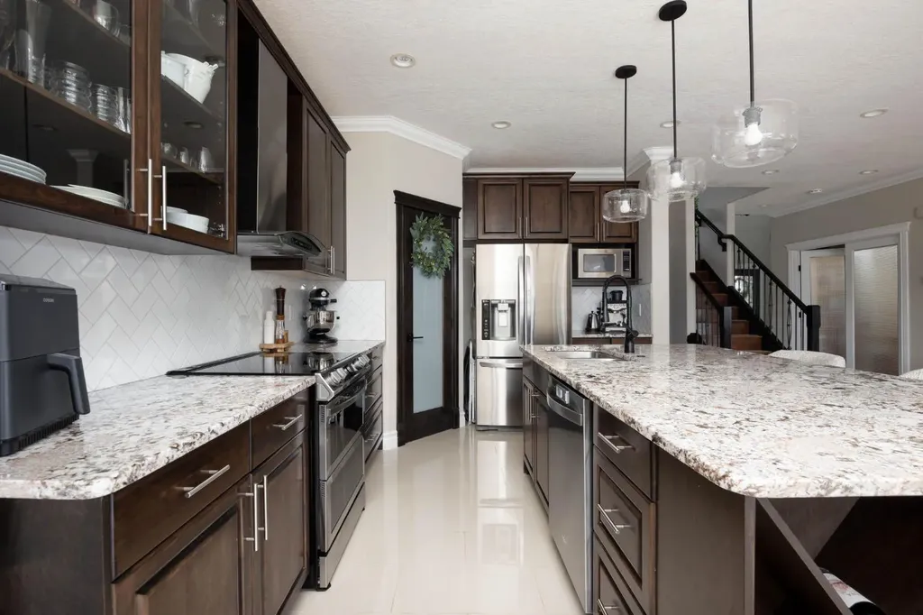 376 Fireweed Crescent Fort Mcmurray AB T9K0J2