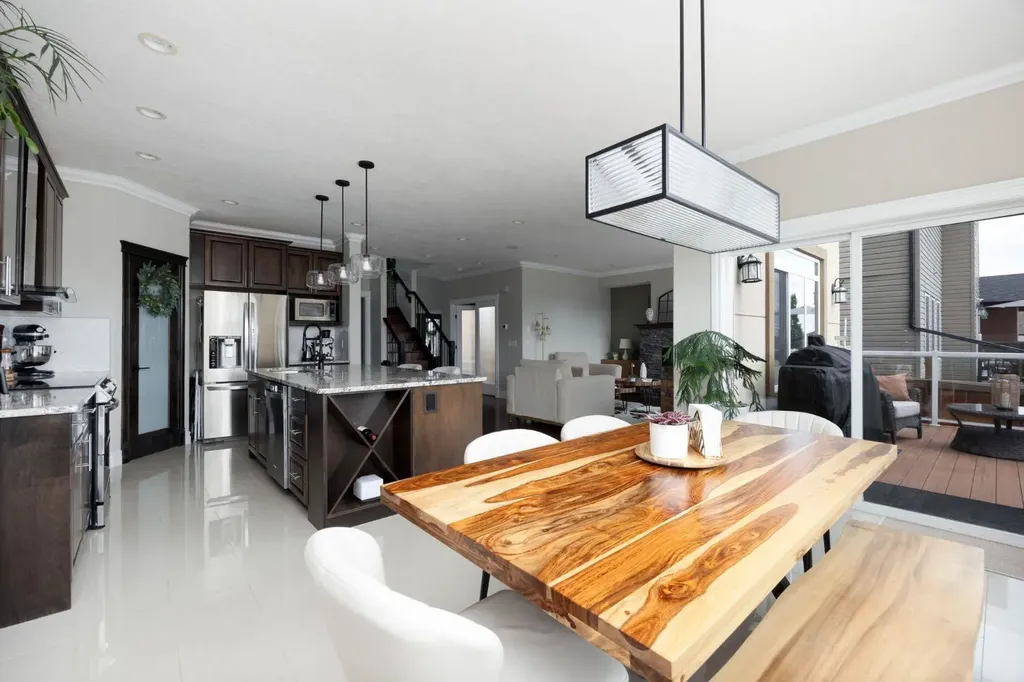 376 Fireweed Crescent Fort Mcmurray AB T9K0J2