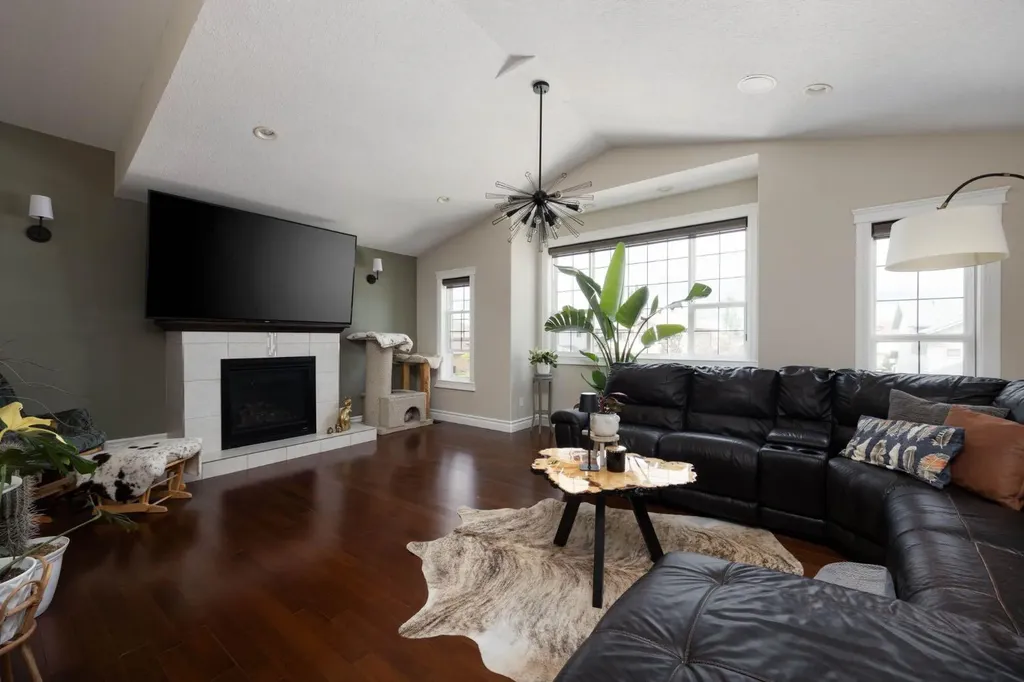 376 Fireweed Crescent Fort Mcmurray AB T9K0J2