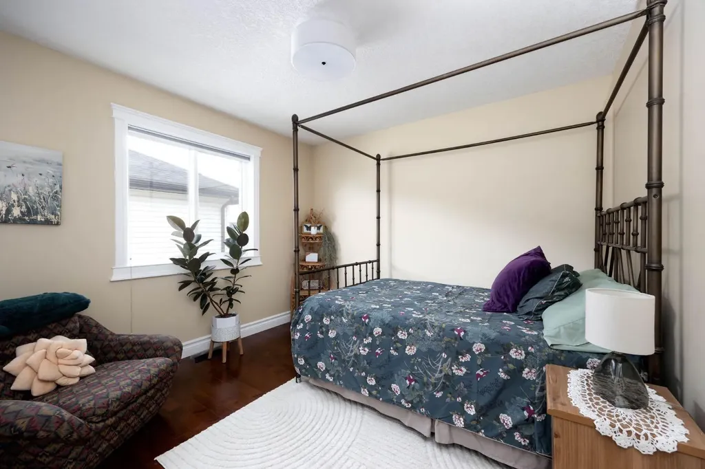 376 Fireweed Crescent Fort Mcmurray AB T9K0J2