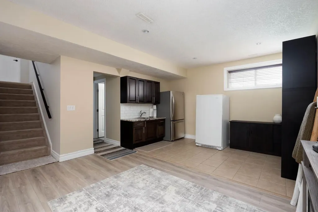 376 Fireweed Crescent Fort Mcmurray AB T9K0J2