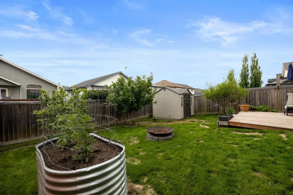 376 Fireweed Crescent Fort Mcmurray AB T9K0J2