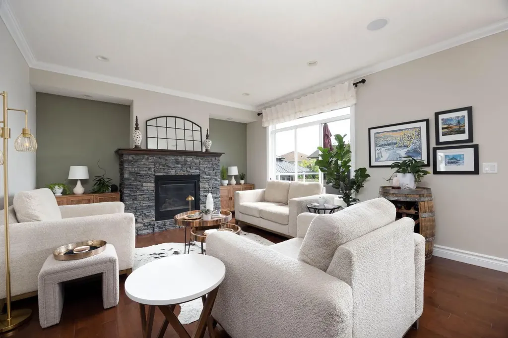 376 Fireweed Crescent Fort Mcmurray AB T9K0J2