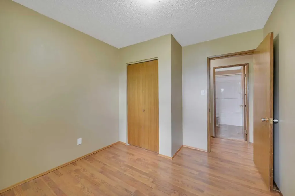 3405 55 Avenue Red Deer AB T4N 5L4