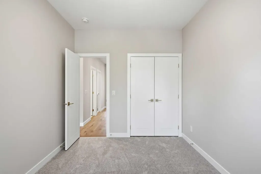 4724 Nordegg Crescent NW Calgary AB T2K 2M5