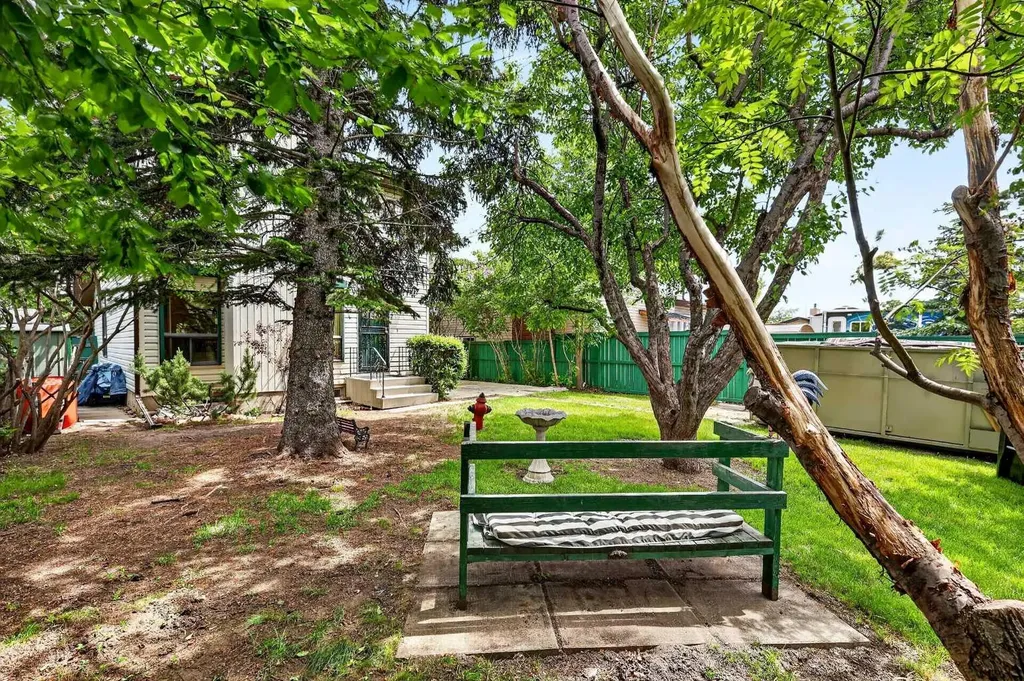 296 Templeton Circle NE Calgary AB T1Y 5R5