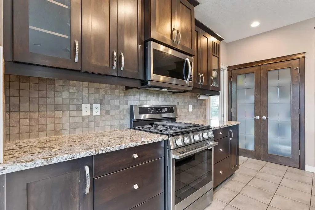 1863 Panatella Boulevard NW Calgary AB T3K 0H3