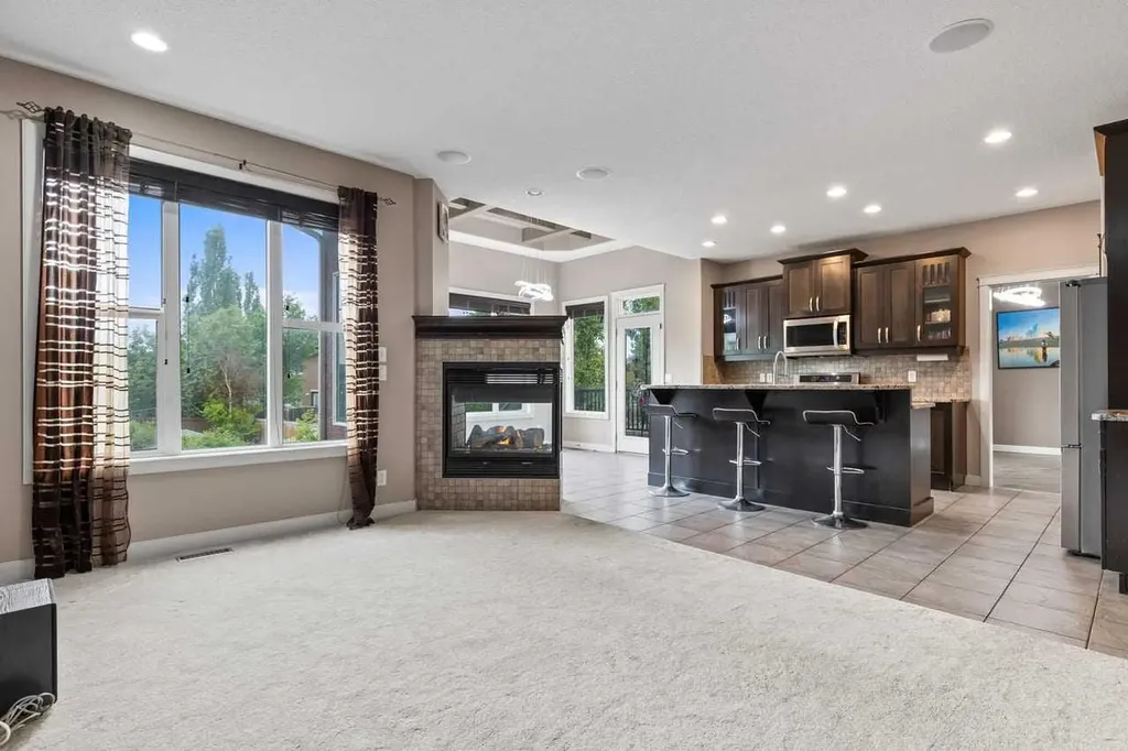1863 Panatella Boulevard NW Calgary AB T3K 0H3