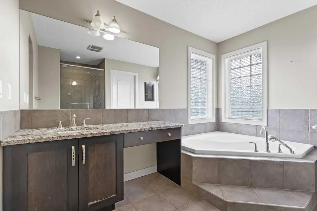 1863 Panatella Boulevard NW Calgary AB T3K 0H3