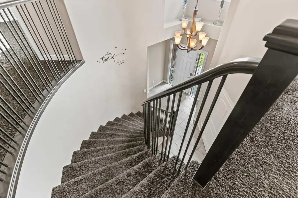 1863 Panatella Boulevard NW Calgary AB T3K 0H3