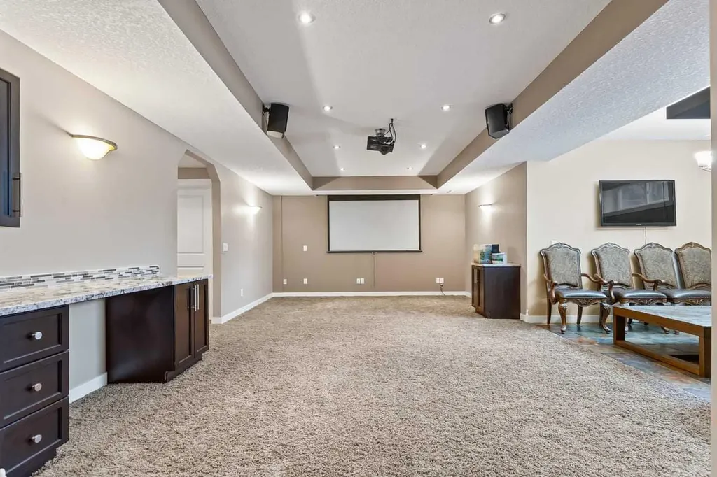 1863 Panatella Boulevard NW Calgary AB T3K 0H3