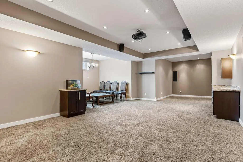 1863 Panatella Boulevard NW Calgary AB T3K 0H3