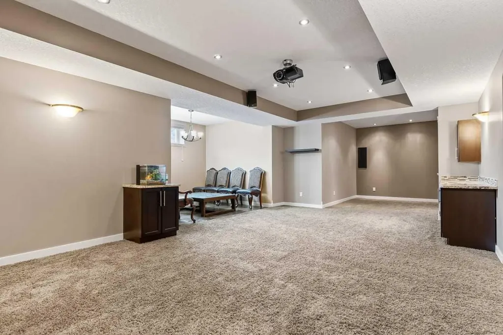 1863 Panatella Boulevard NW Calgary AB T3K 0H3