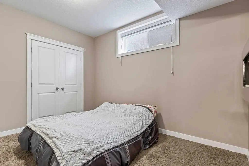 1863 Panatella Boulevard NW Calgary AB T3K 0H3
