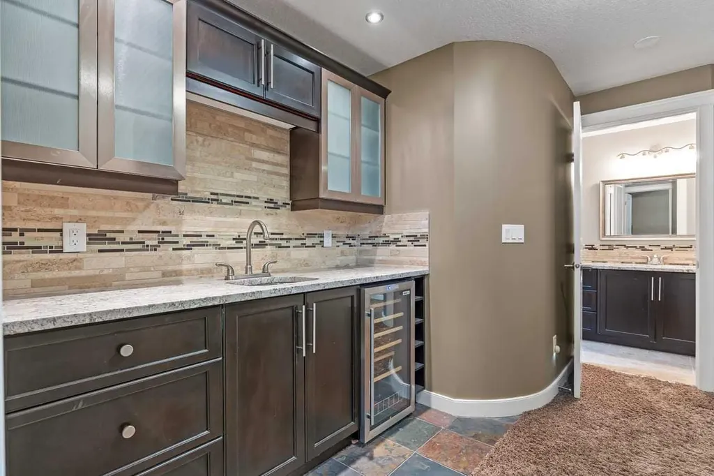 1863 Panatella Boulevard NW Calgary AB T3K 0H3