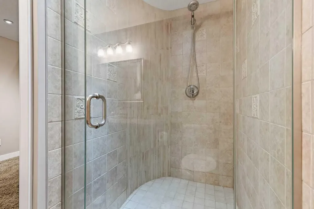 1863 Panatella Boulevard NW Calgary AB T3K 0H3