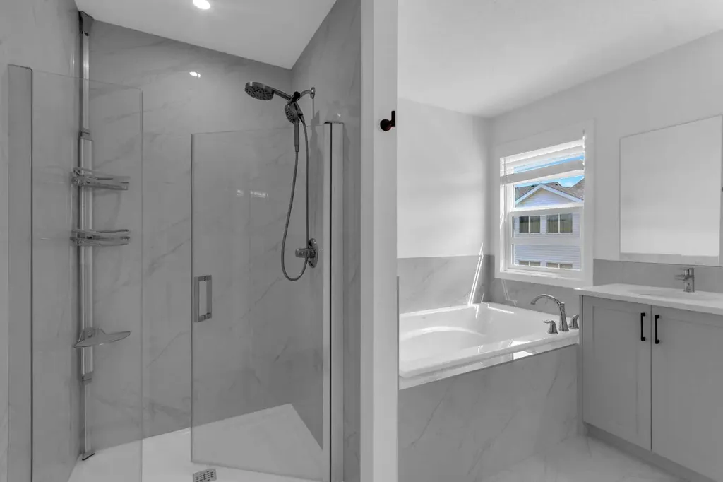102 Setonstone Manor SE Calgary AB T3M 3G4