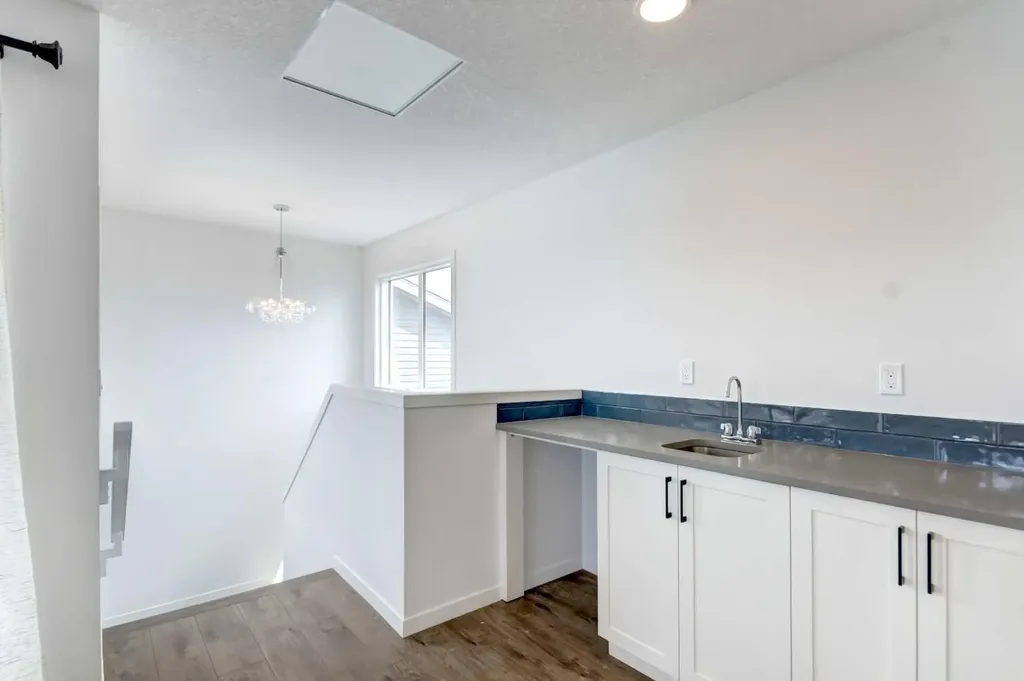 102 Setonstone Manor SE Calgary AB T3M 3G4