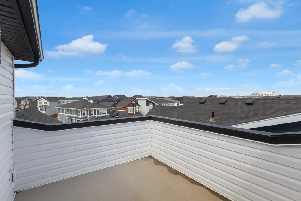 102 Setonstone Manor SE Calgary AB T3M 3G4