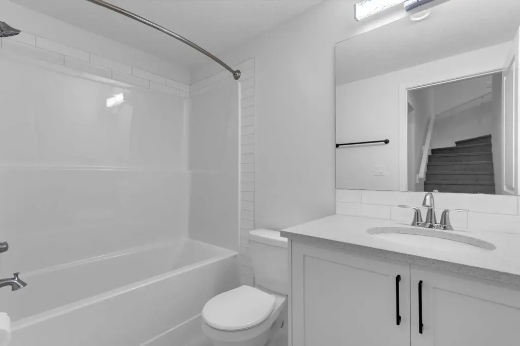 102 Setonstone Manor SE Calgary AB T3M 3G4