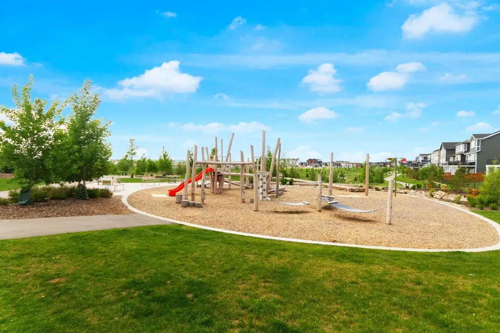 102 Setonstone Manor SE Calgary AB T3M 3G4