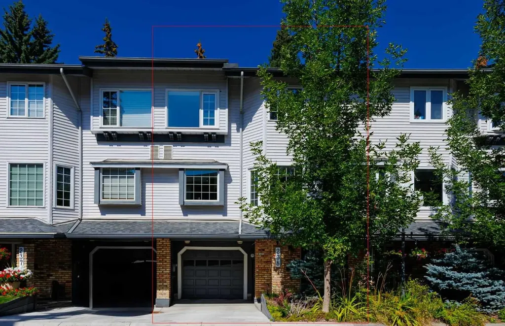 4037 42 Street NW Calgary AB T3A2M9