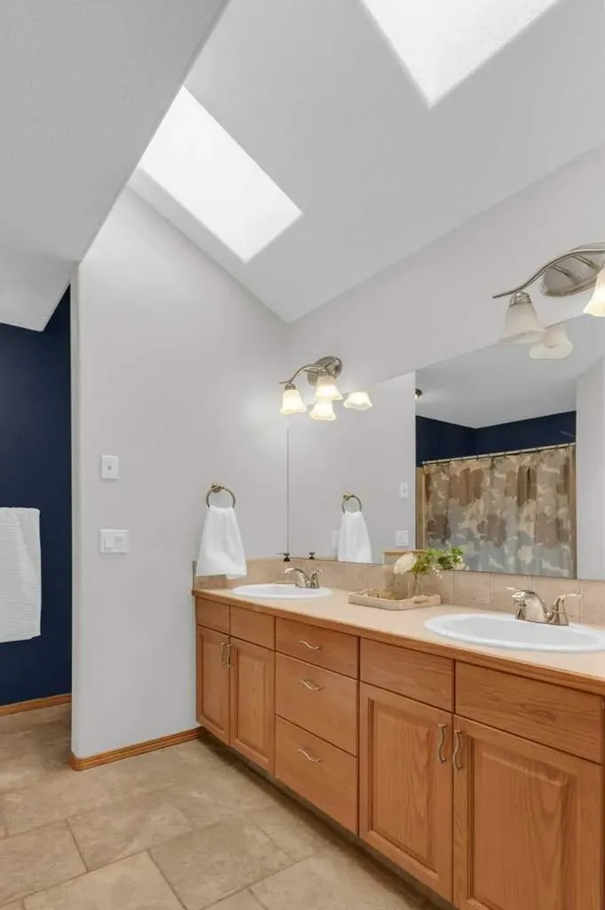 116 West Terrace Point Cochrane AB T4C 1R6