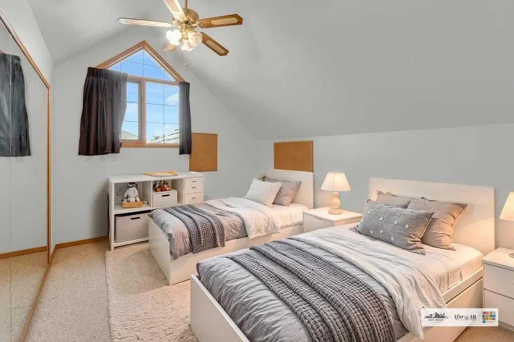 116 West Terrace Point Cochrane AB T4C 1R6