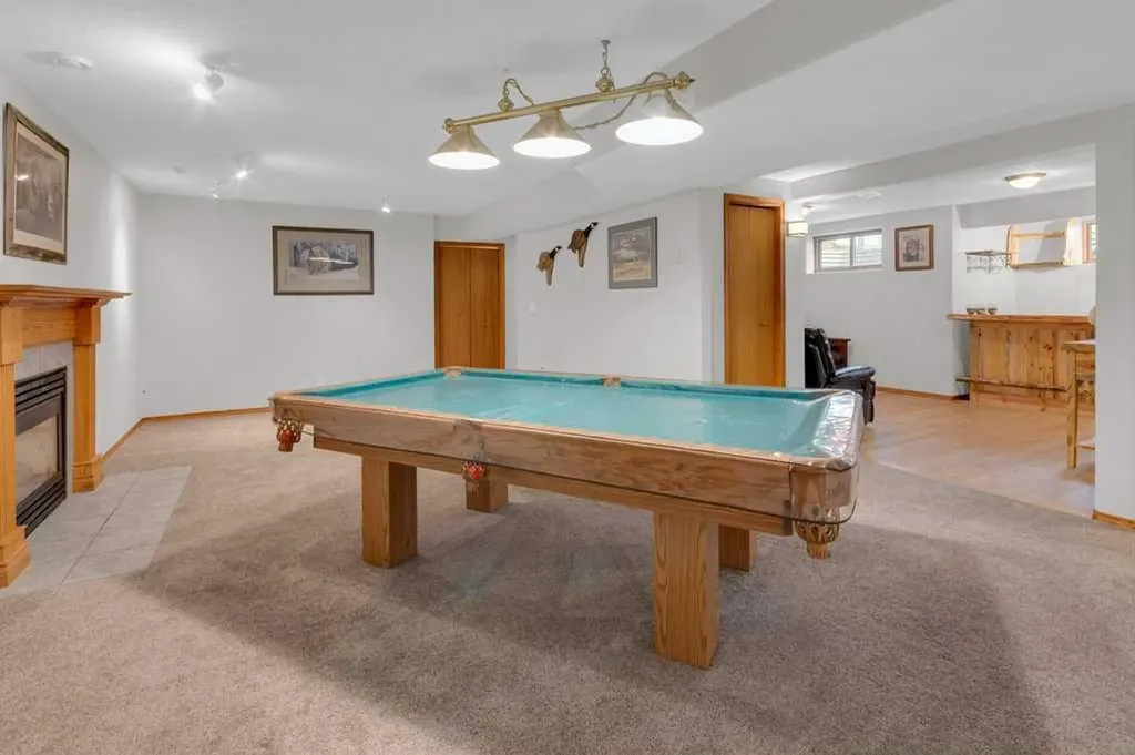 116 West Terrace Point Cochrane AB T4C 1R6