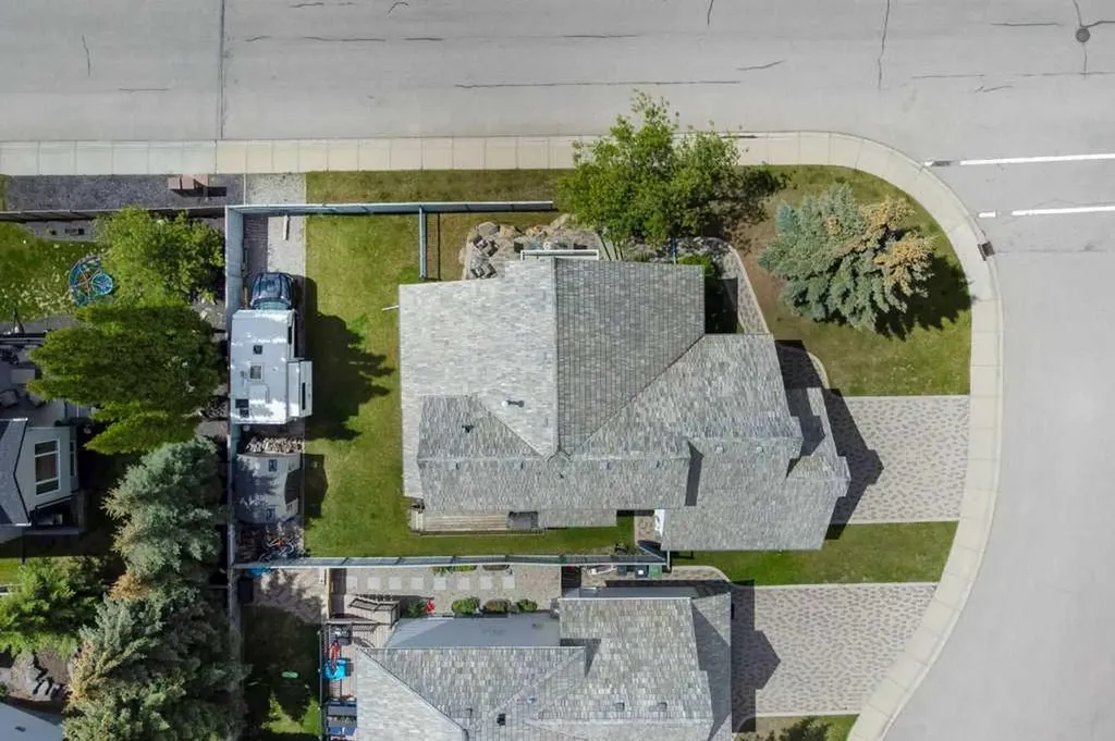 116 West Terrace Point Cochrane AB T4C 1R6