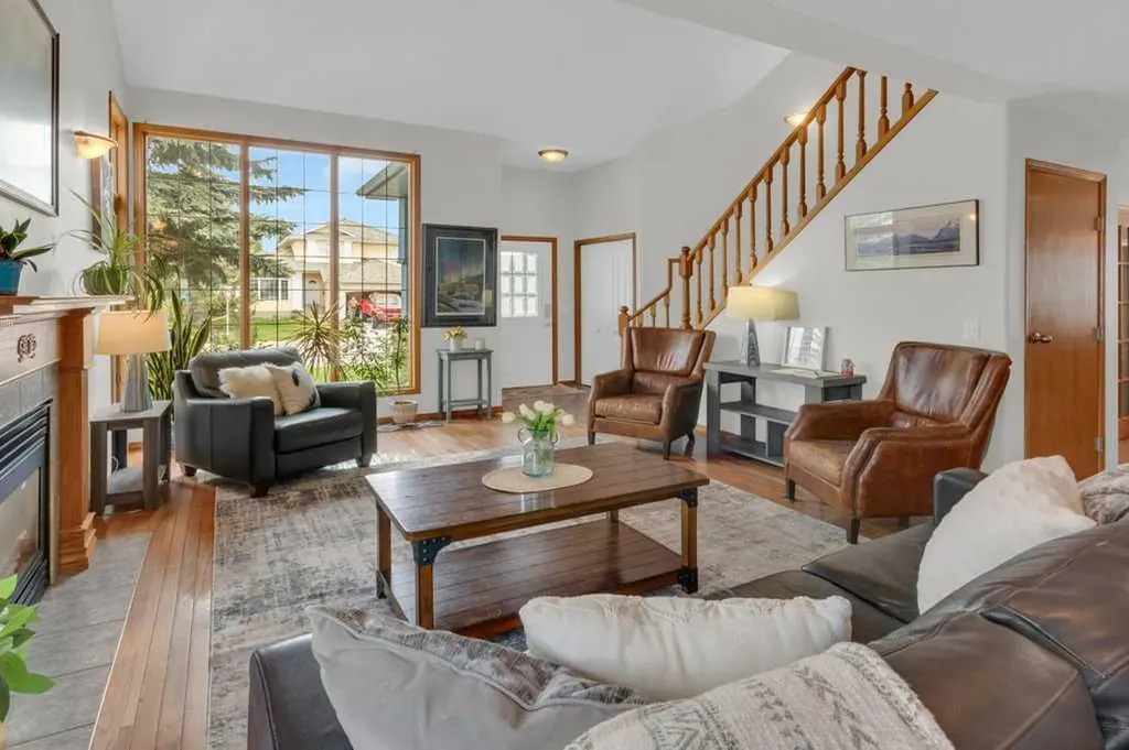 116 West Terrace Point Cochrane AB T4C 1R6
