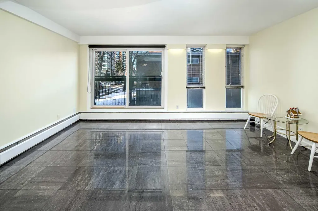 706 15 Avenue SW Calgary AB T2R 0R7