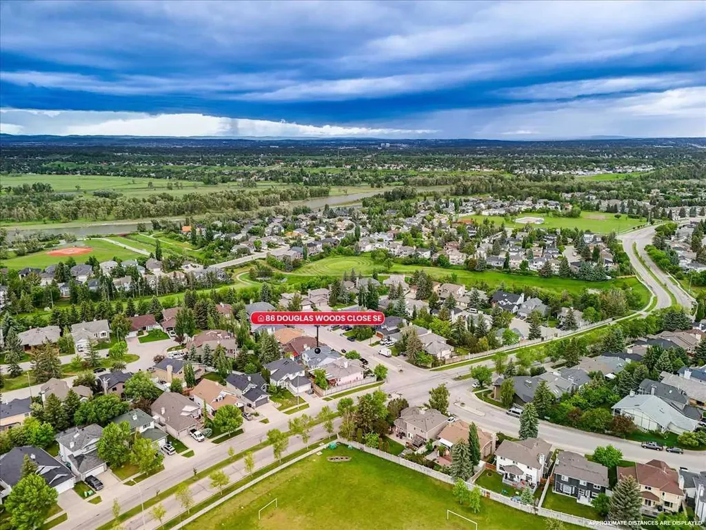 86 Douglas Woods Close SE Calgary AB T2Z 1Z5