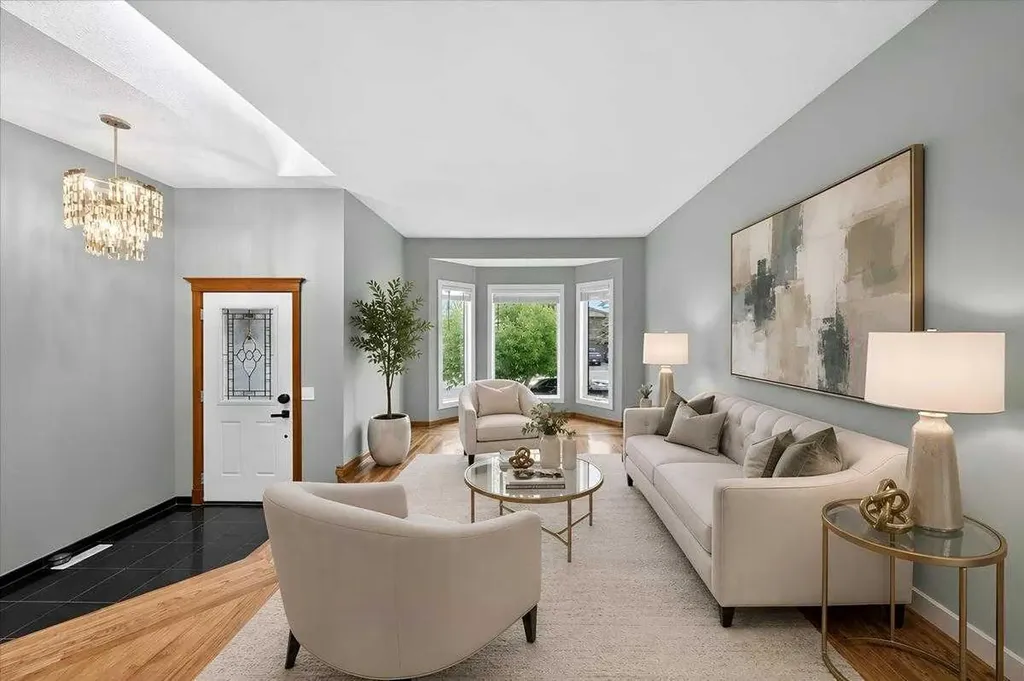 86 Douglas Woods Close SE Calgary AB T2Z 1Z5
