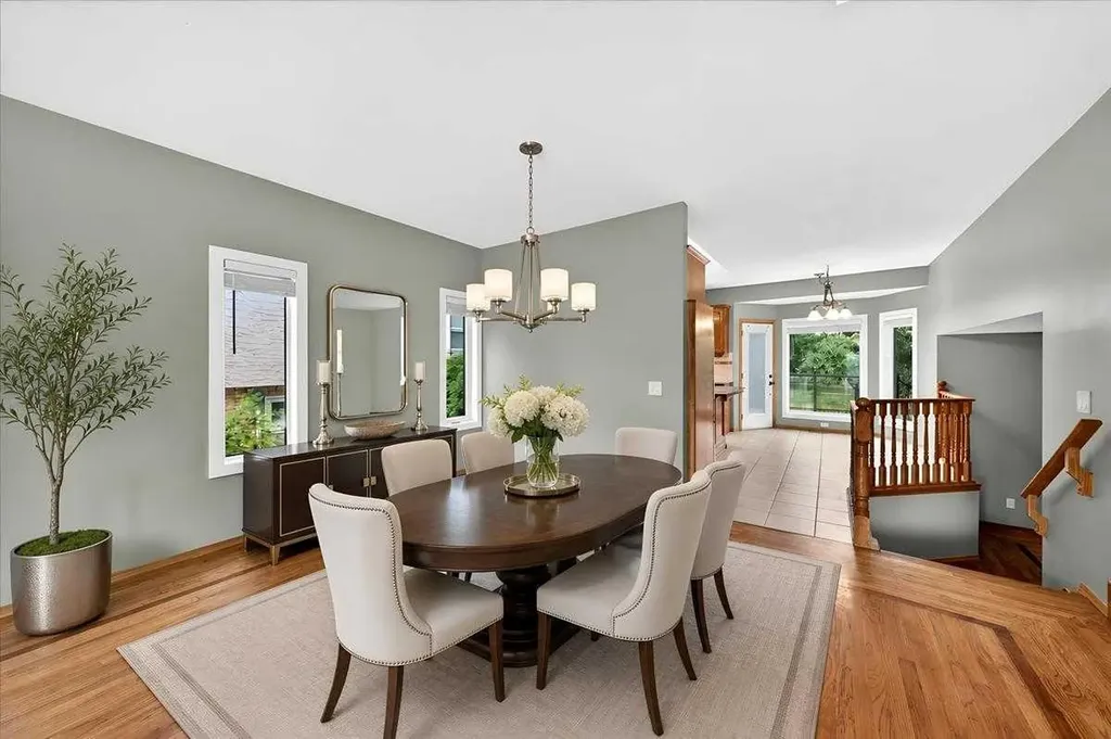 86 Douglas Woods Close SE Calgary AB T2Z 1Z5