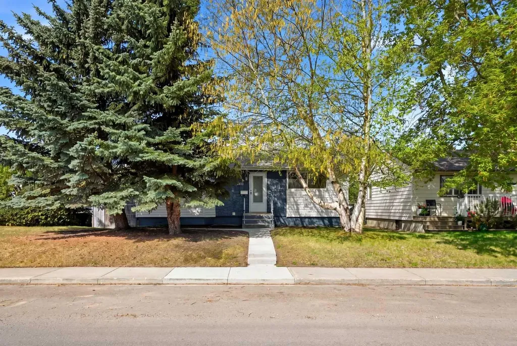 4410 40a Avenue Red Deer AB T4N 2X4