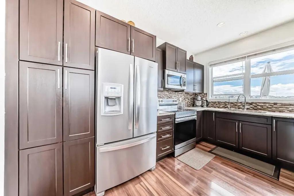 33 Redstone Drive NE Calgary AB T3N 0N2