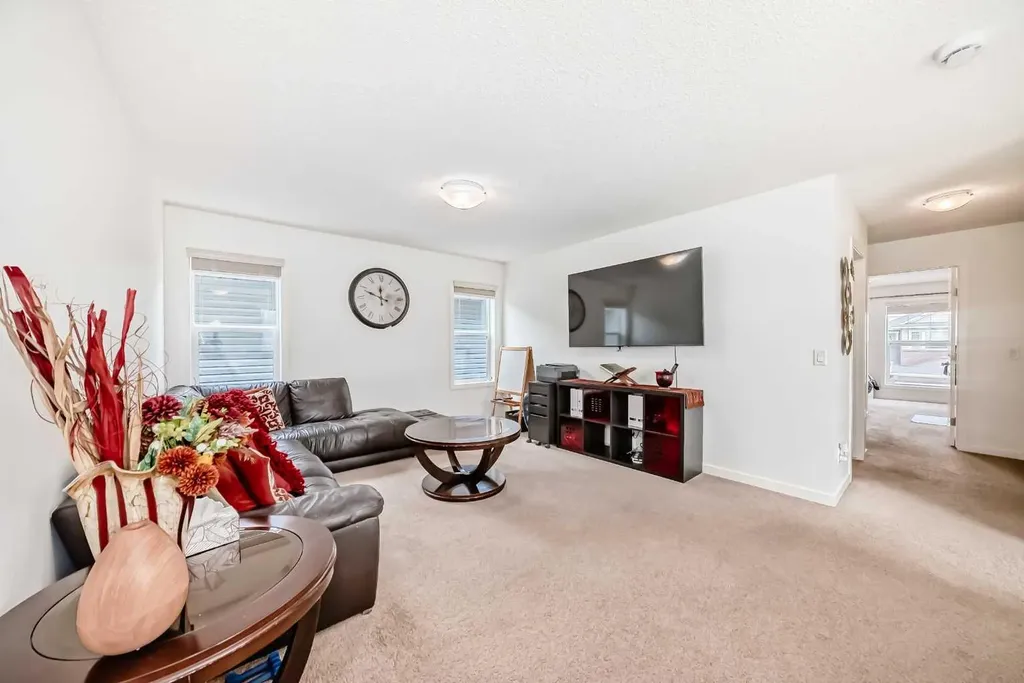 33 Redstone Drive NE Calgary AB T3N 0N2
