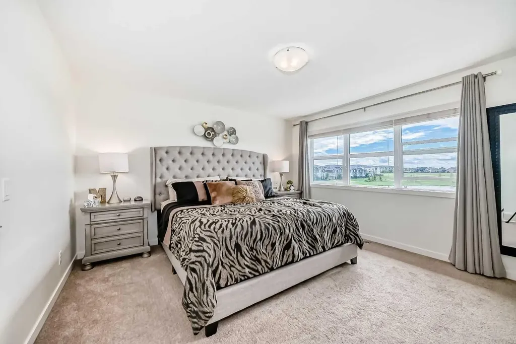 33 Redstone Drive NE Calgary AB T3N 0N2