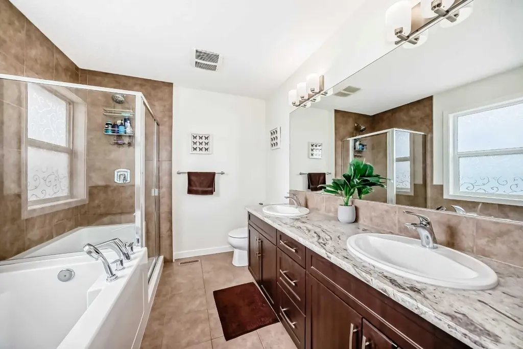 33 Redstone Drive NE Calgary AB T3N 0N2