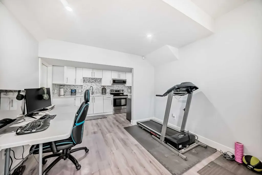 33 Redstone Drive NE Calgary AB T3N 0N2